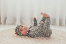 Load image into Gallery viewer, Mia Floral Zip Romper