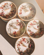 Load image into Gallery viewer, Botanical Art Tin Candle