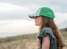 Load image into Gallery viewer, Daisy Trucker Cap