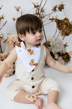 Load image into Gallery viewer, Dribble Bib - Lion