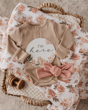 Load image into Gallery viewer, Rosette & Pink Sand Reversible Milestone Cards