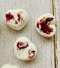 Load image into Gallery viewer, Mini Love Bath Bomb Fizzies