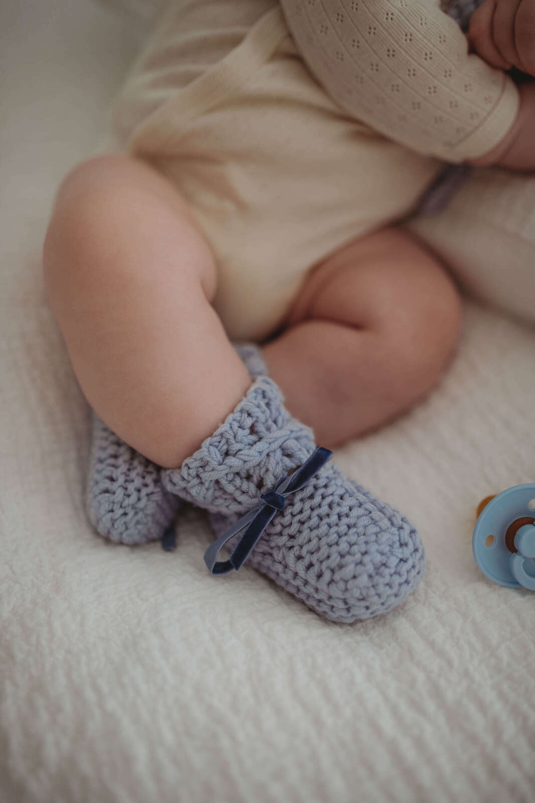 Blue Merino Wool Baby Bonnet Booties Set – Possum Friends Boutique