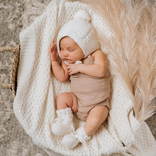 Load image into Gallery viewer, Ivory Merino Wool Baby Bonnet &amp; Booties Set